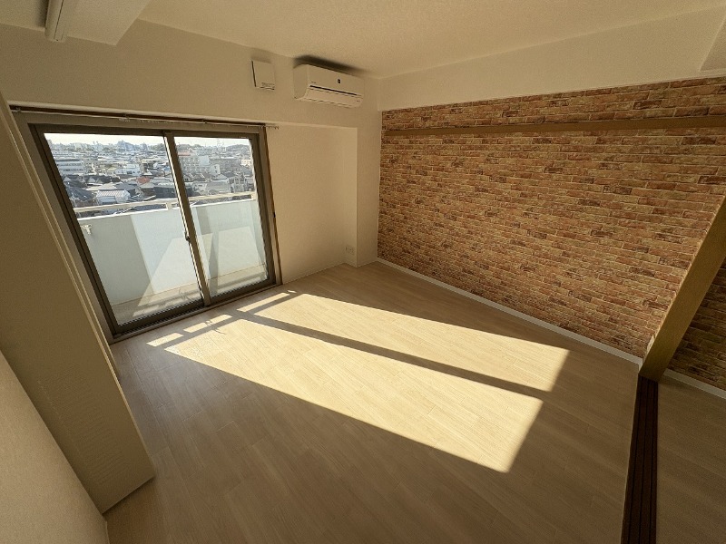 居室・リビング　フローリング！