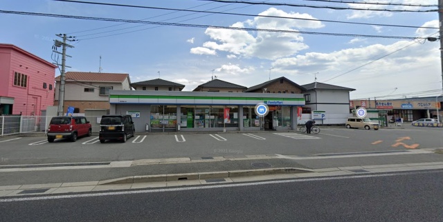 コンビニ　ファミリーマート　姫路亀山店（コンビニ）まで400m