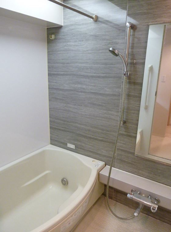 バス・シャワールーム　別タイプ部屋　参考写真です(内装の雰囲気等ご確認ください)