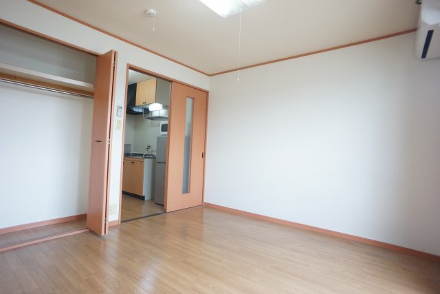 居室・リビング　使いやすい居間です