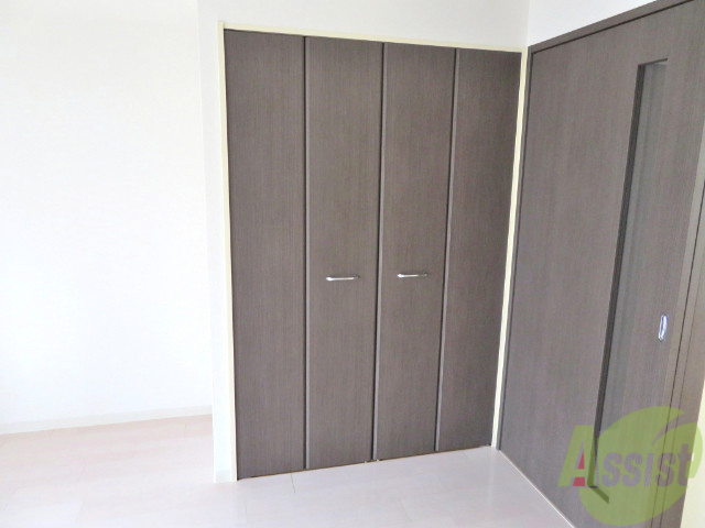 収納　クローゼットです。大きい荷物もしまうことができます。