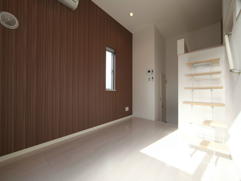 その他　洋室6.2帖　ロフト6.2帖（収納でもお部屋でも使えます）