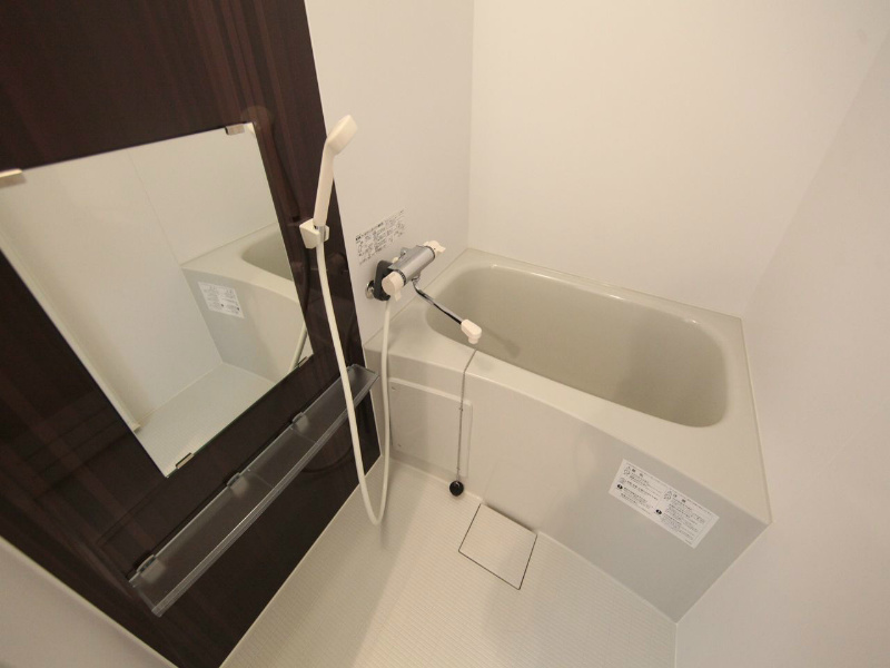 バス・シャワールーム　浴室暖房乾燥機付　24時間換気機能付バスルーム