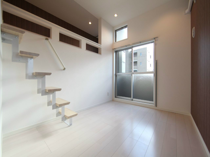 居室・リビング　洋室6.2帖　ロフト6.2帖（収納でもお部屋でも使えます）