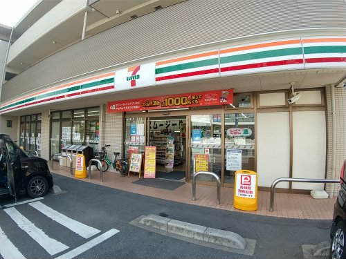 コンビニ　セブンイレブン 船橋前原東4丁目店（コンビニ）まで546m