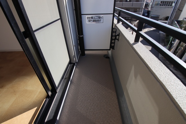 バルコニー　別室の参考写真です。※現況優先