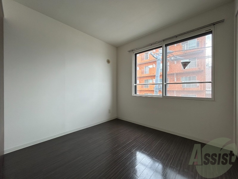 その他部屋・スペース　寝室です。二部屋をどう使うかはあなた次第です！