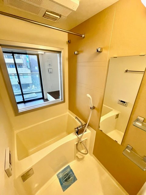 バス・シャワールーム　風呂