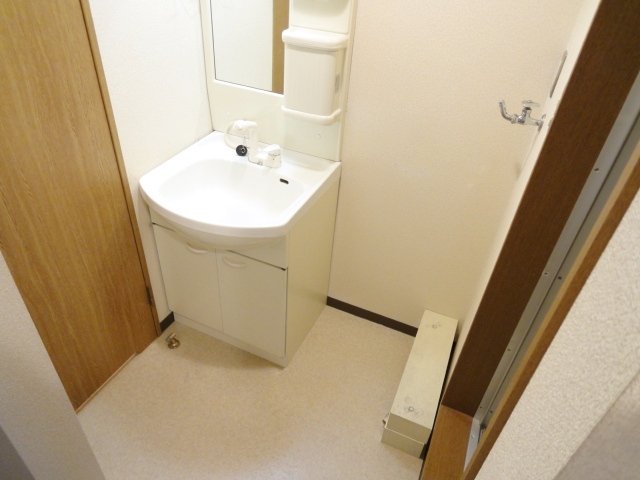 洗面設備　同物件別号室