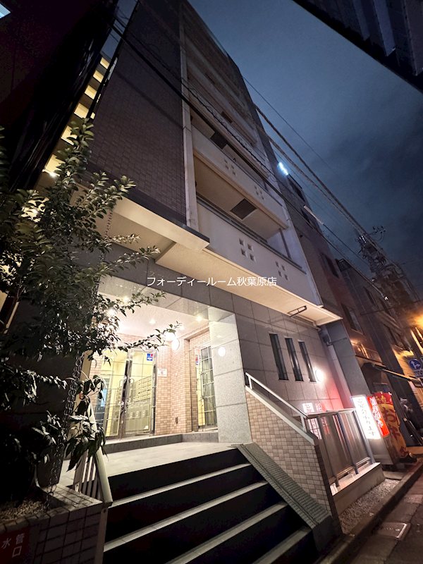 建物外観　《見学予約受付中》３駅徒歩圏内！利便性良好です。