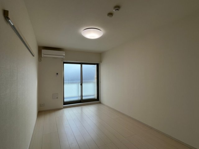 居室・リビング　306号室の写真になります