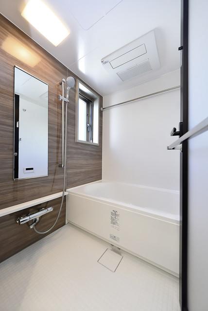 バス・シャワールーム　バス