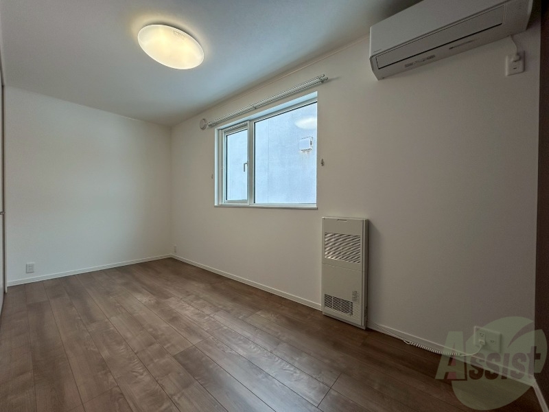 その他部屋・スペース　寝室です。部屋をどう使うかはあなた次第です！