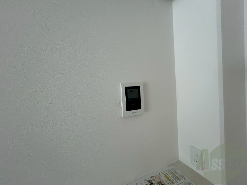 セキュリティ　ＴＶモニター付インターホンです。来客者の顔が見えるので安心！