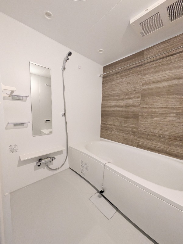 バス・シャワールーム　図面と現状に相違がある場合には現状を優先