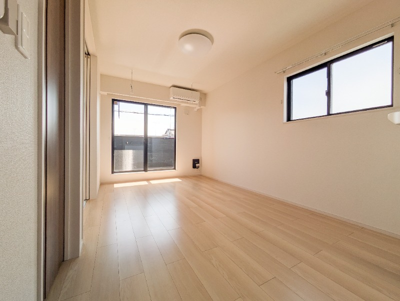 居室・リビング　図面と現状に相違がある場合には現状を優先