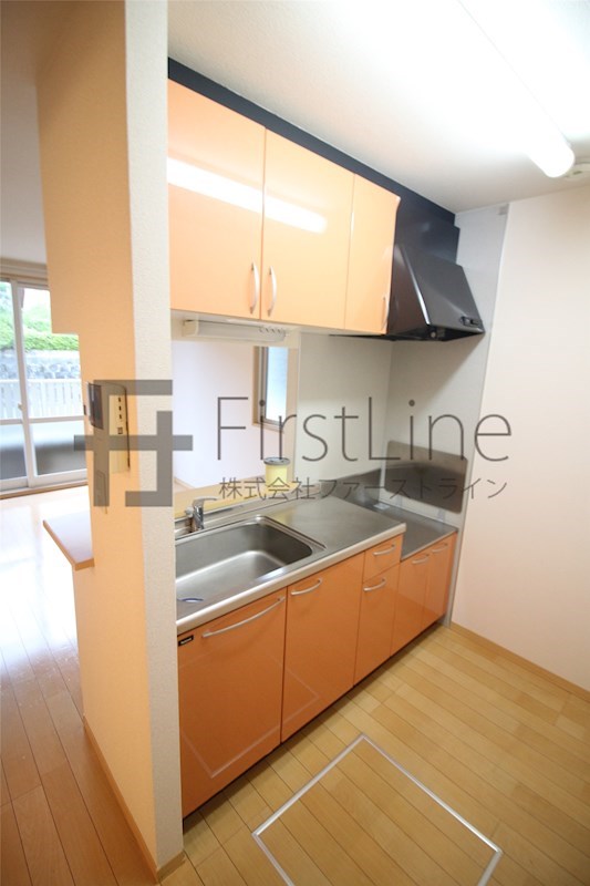 キッチン　※別号室写真です