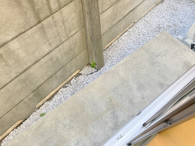バルコニー　テラス