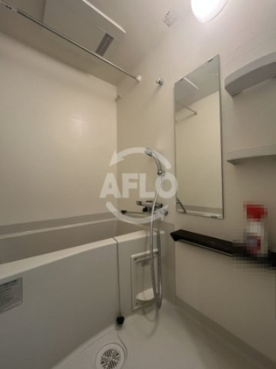 バス・シャワールーム　プレサンスNEO上新庄PRIMECRUIS　浴室