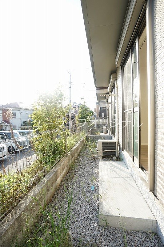 バルコニー　※102号室参照、現況を優先致します。