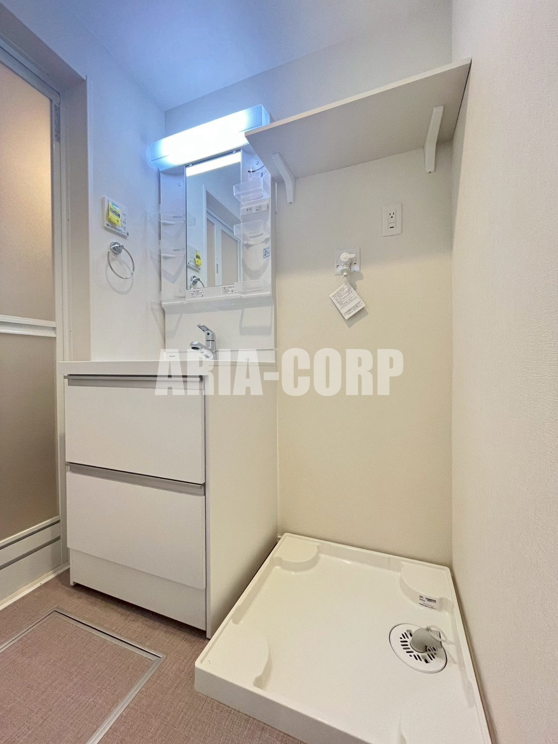 洗面設備　ゆったりとした洗面所です♪