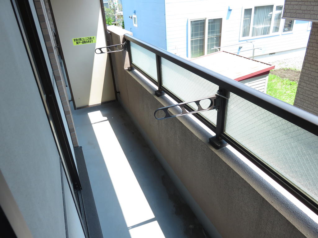 バルコニー　広いバルコニー