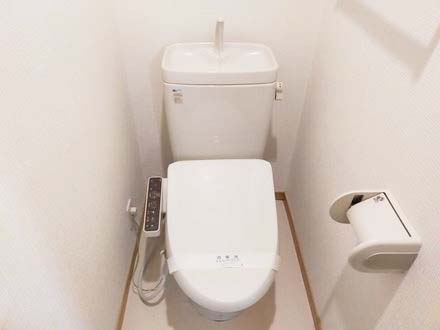 トイレ　★温水洗浄便座★