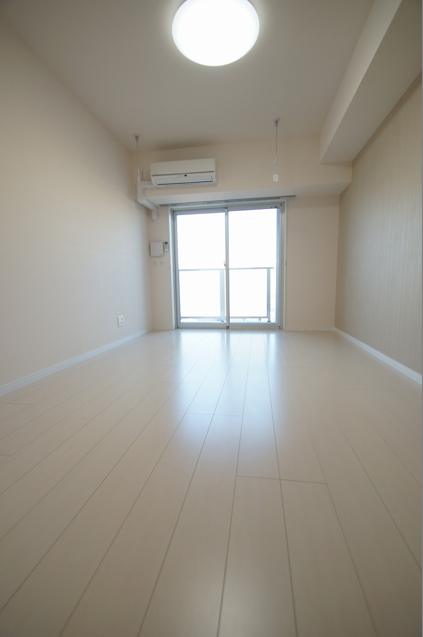 居室・リビング　居間です