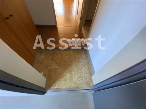 玄関　参考同タイプ別号室の写真です