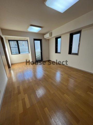 居室・リビング　別号室参考写真