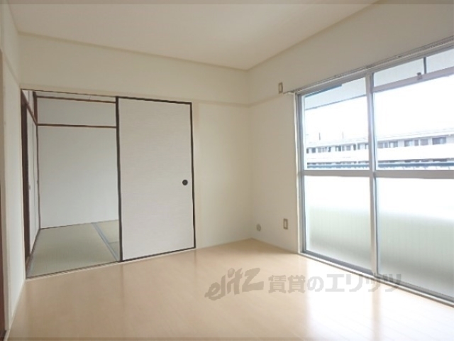 居室・リビング　洋室