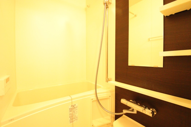 バス・シャワールーム　※別室の参考写真の為、現況優先です。