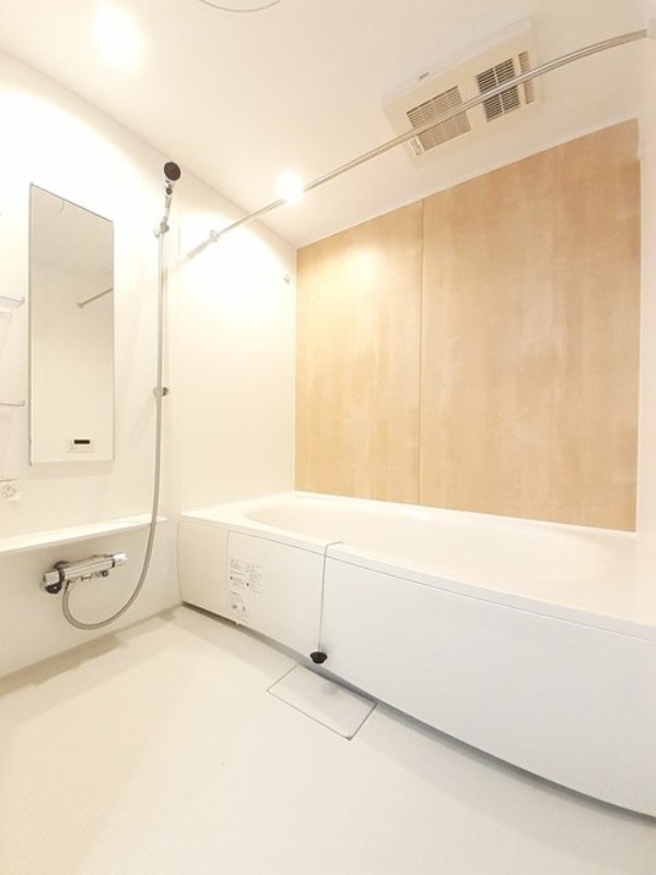 バス・シャワールーム　図面と現状に相違がある場合には現状を優先