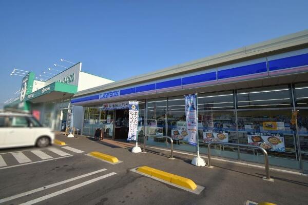 コンビニ　ローソン岡山益野店（コンビニ）まで743m
