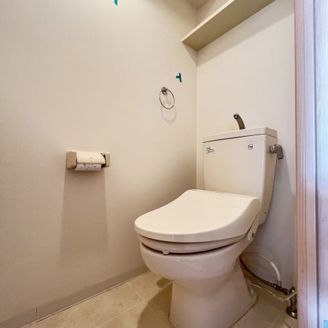 トイレ　同仕様タイプです