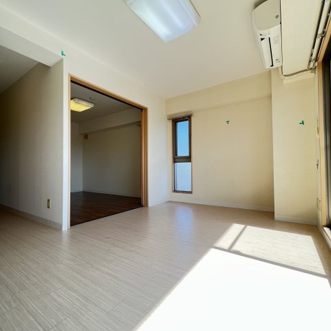 居室・リビング　同仕様タイプです