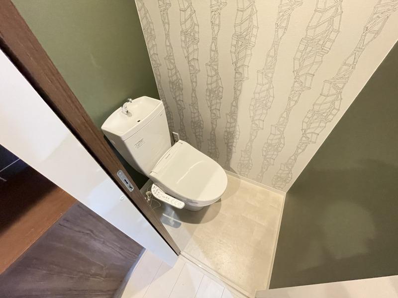 トイレ　トイレ