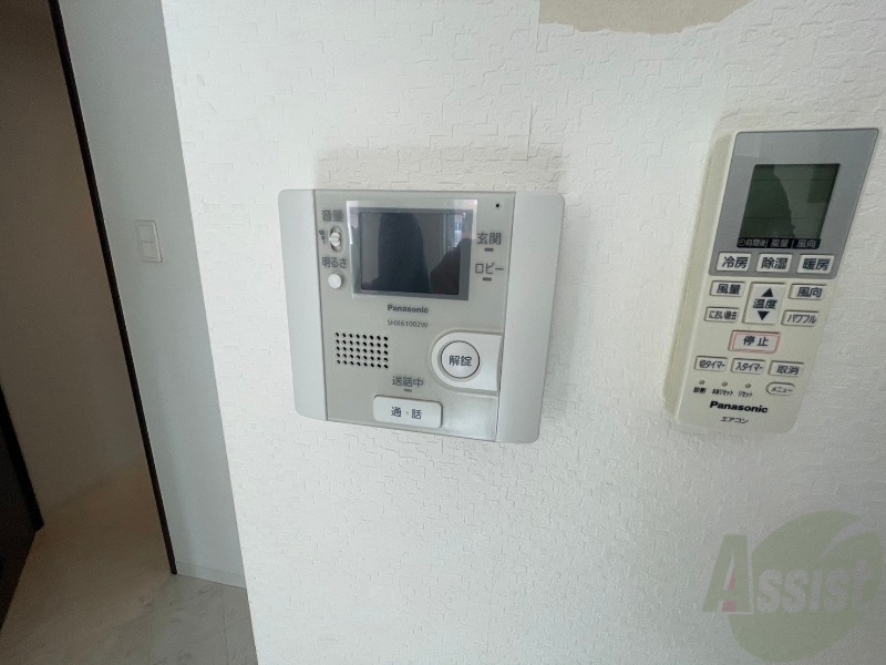 セキュリティ　モニターホンなので来客様の顔が見れます。安心ですね！