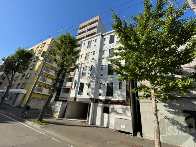 建物外観　札幌市中央区南３条東「ツヴァイトロジック」