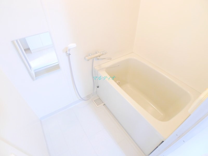 バス・シャワールーム　浴室