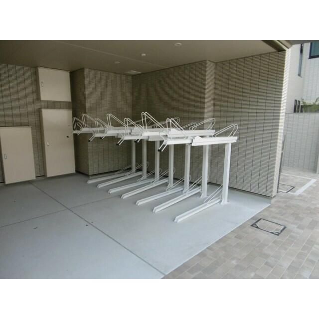 駐車場　駐輪場