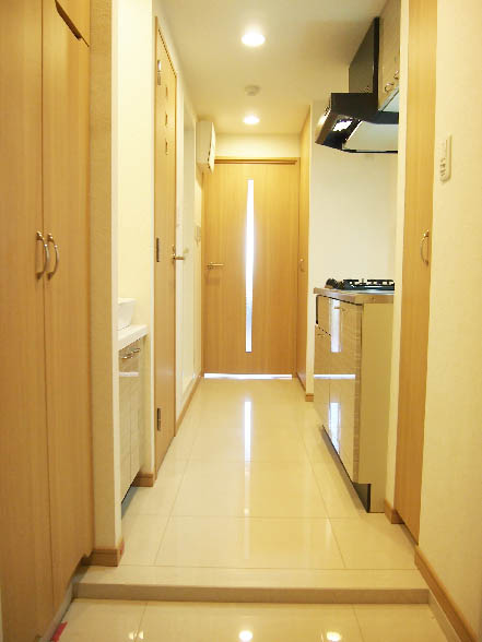 玄関　☆明るい玄関で帰宅が楽しみに☆