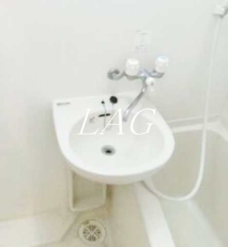 洗面設備　洗面台です。