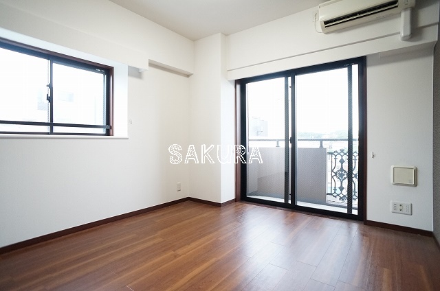 居室・リビング　開放感のあるゆったりとしたお部屋です♪