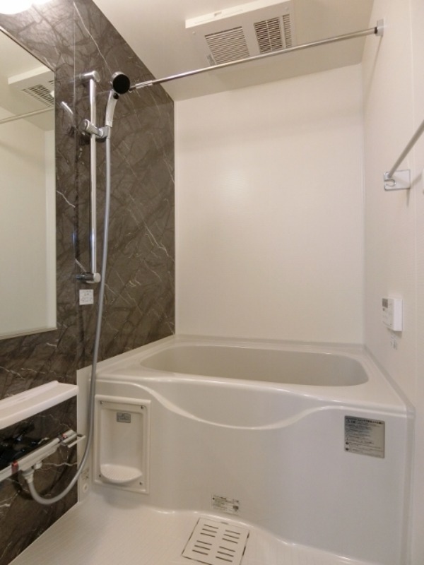 バス・シャワールーム　図面と現状に相違がある場合には現状を優先