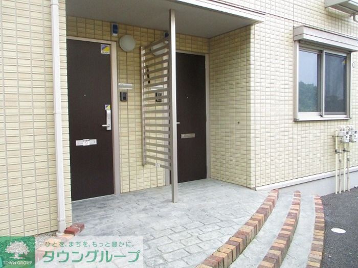 エントランス　お問合せはタウンハウジングまで！※現地待合わせ相談可能