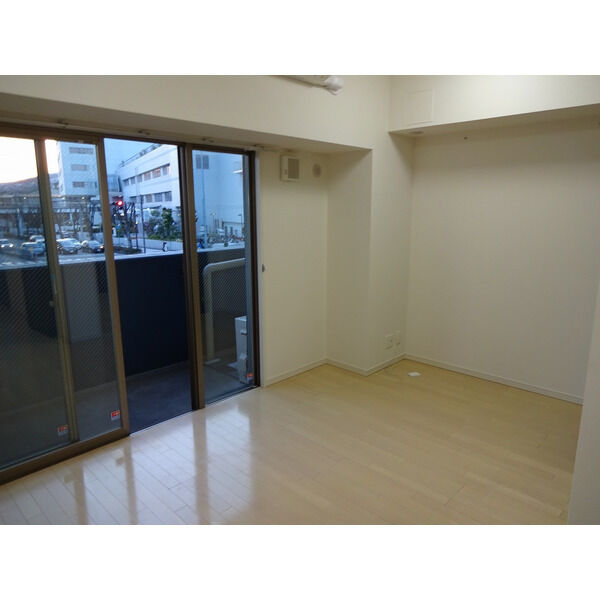 居室・リビング　エアコン付きで初期費用を抑えられます♪