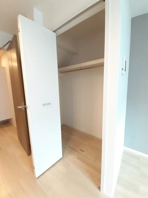 居室・リビング　収納