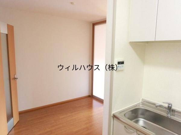 居室・リビング　明るいリビング！