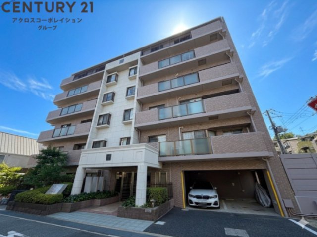 建物外観　オートロック付きです☆